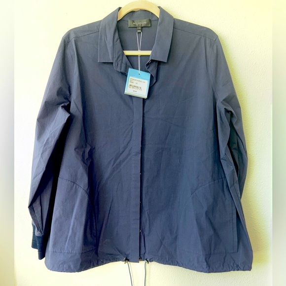NWT $595 St. John Sport Techno Button Down Stretch Shirt Jacket Navy Size M - Picture 1 of 7